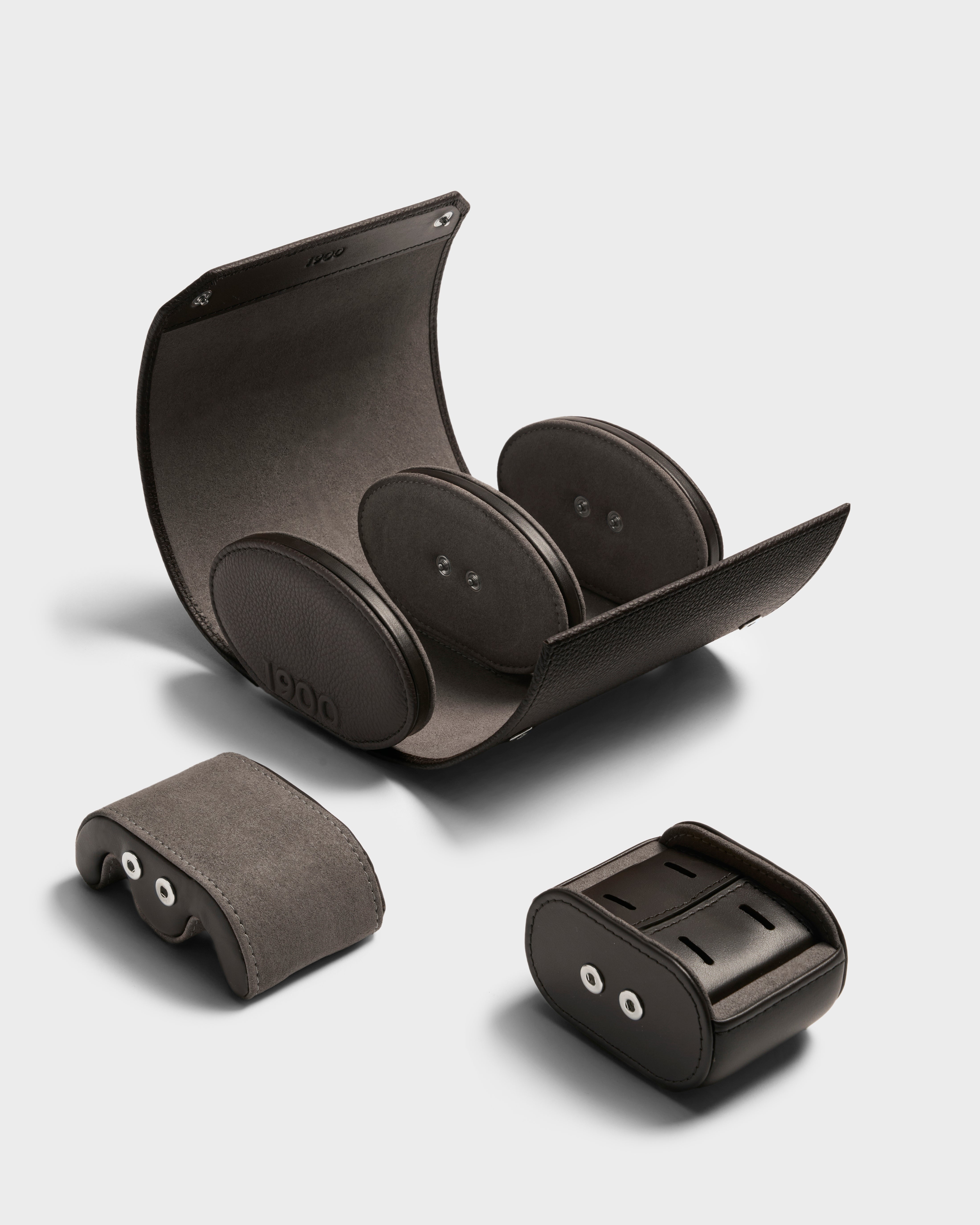 Travel pouch brown#Color_Brown