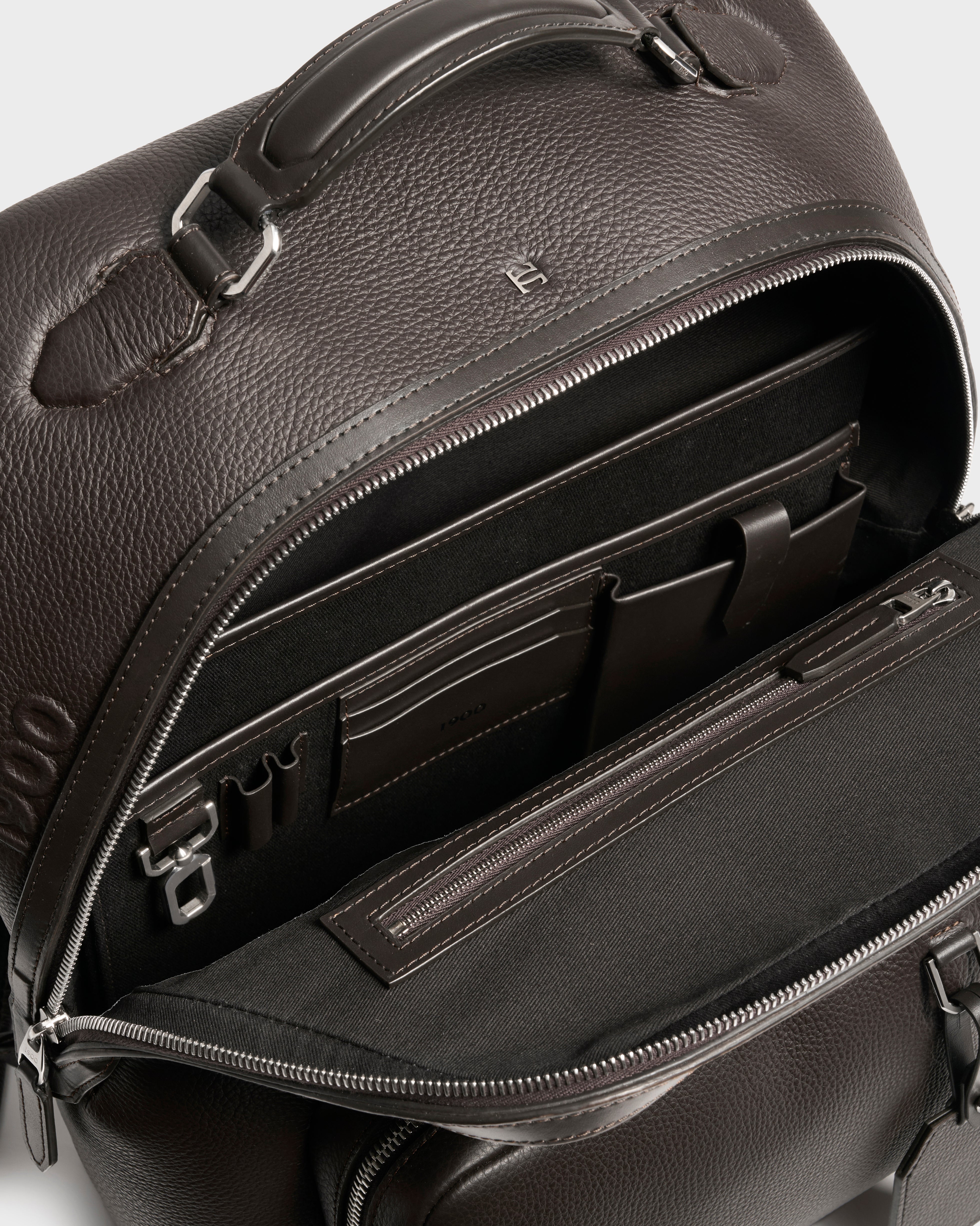 Backpack brown#Color_Brown