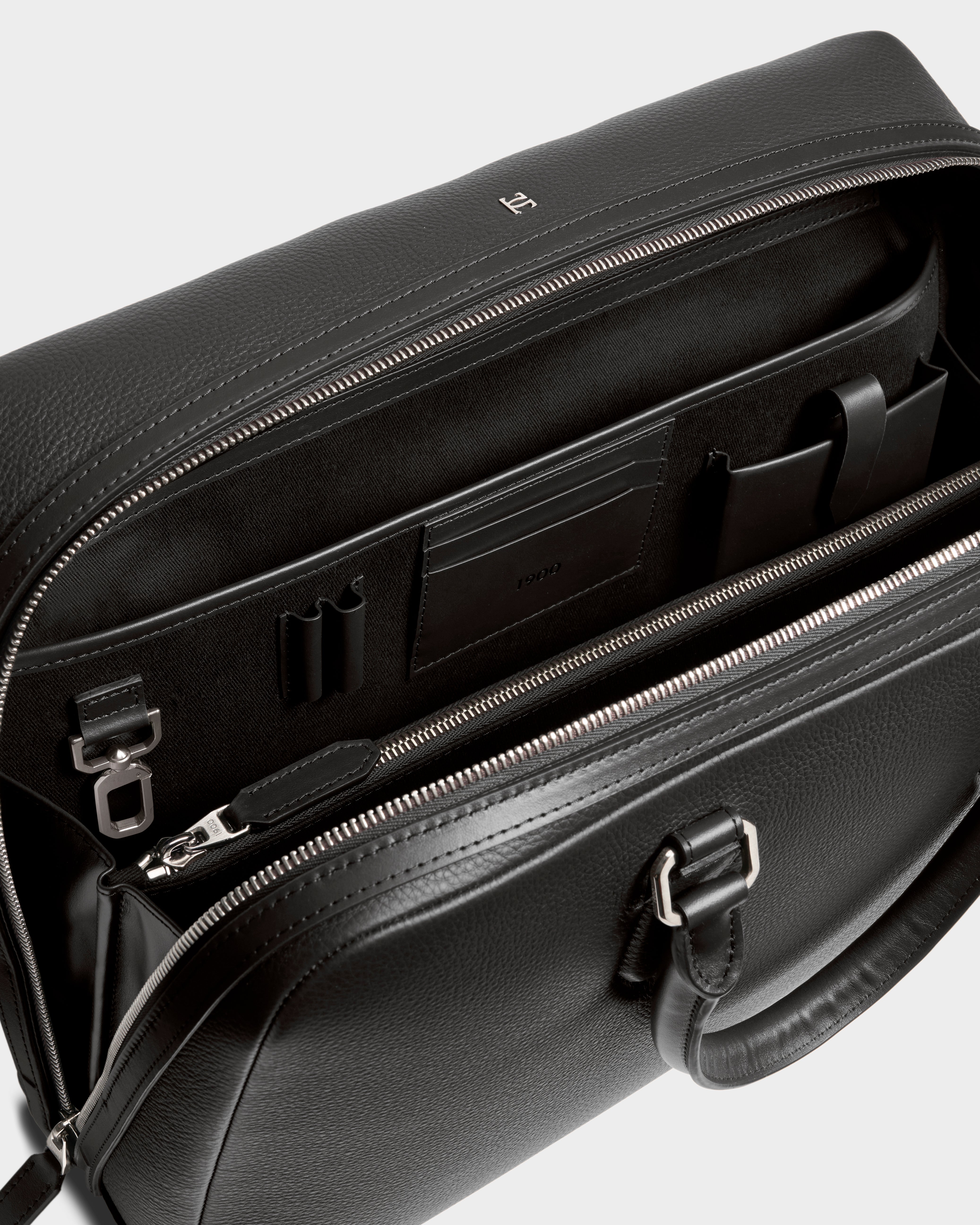 Briefcase black#Color_Black